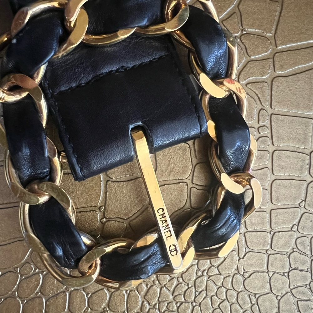 Chanel black and gold belt - Picture 2 of 5